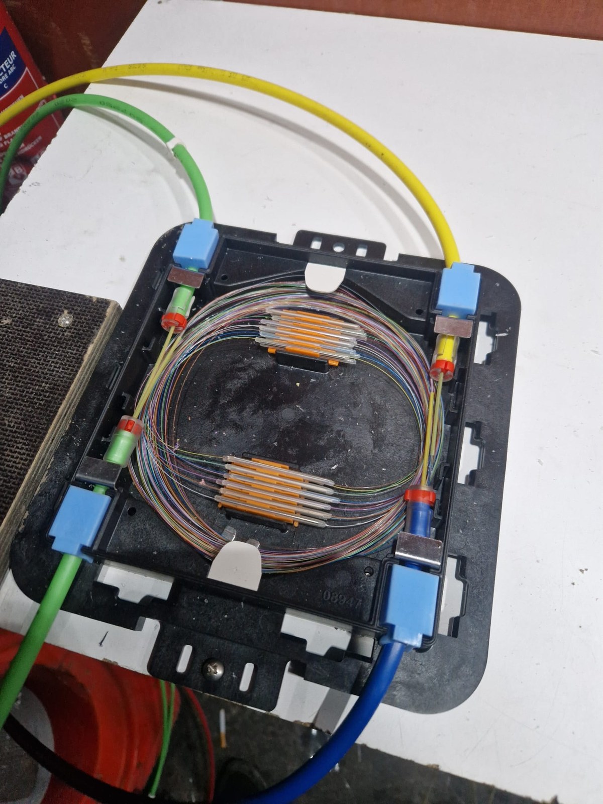 Glasvezel mof met afgemonteerde vezels